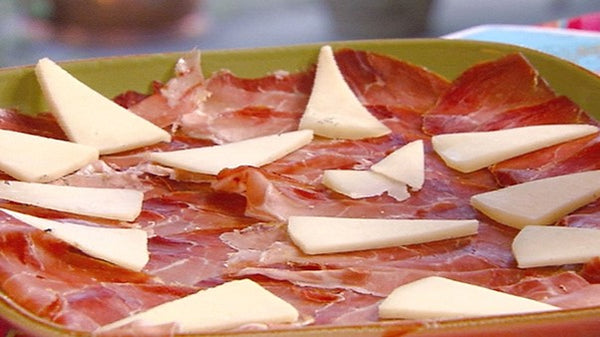 Bottle of Iberico Ham, Cecina Beef & Aged Manchego Cheese (La Rioja Alta Tasting) - Caviste Wine
